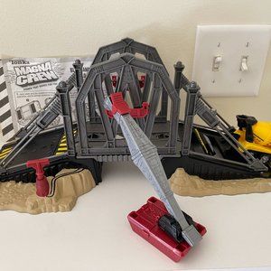 Vintage 1997 Tonka Magna Crew Magnetic Constructio